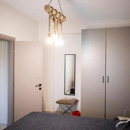 Hébergement de vacances Sithoniars Luxury Two Floor Maisonette With Private Pool & Garden *