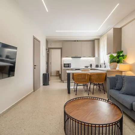 Sithoniars Luxury Two Floor Maisonette With Private Pool & Garden
