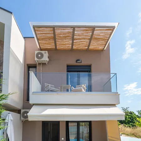 Sithoniars Luxury Two Floor Maisonette With Private Pool & Garden Nikiti (Sithonia)