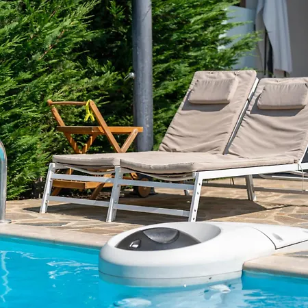 Hébergement de vacances Sithoniars Luxury Two Floor Maisonette With Private Pool & Garden Nikiti (Sithonia)