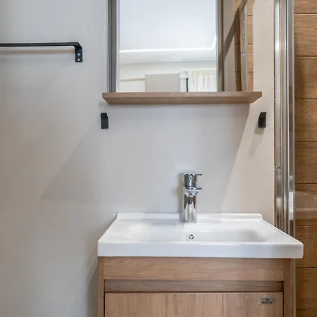 Hébergement de vacances Sithoniars Luxury Two Floor Maisonette With Private Pool & Garden *