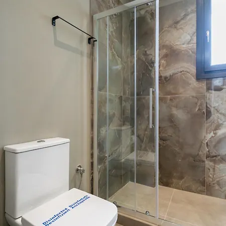 Sithoniars Luxury Two Floor Maisonette With Private Pool & Garden Hébergement de vacances