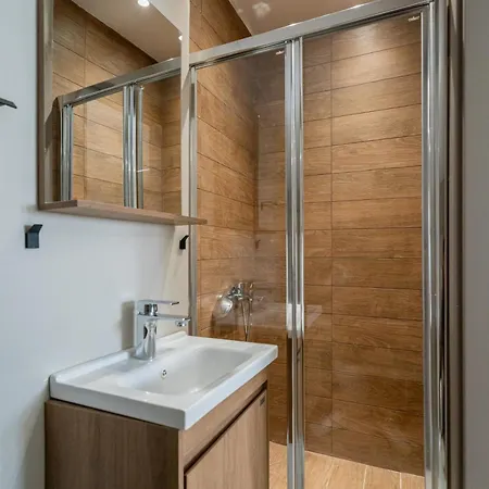 Sithoniars Luxury Two Floor Maisonette With Private Pool & Garden Holiday home