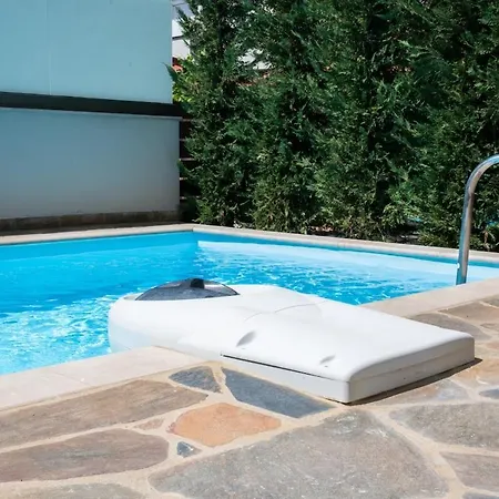 Sithoniars Luxury Two Floor Maisonette With Private Pool & Garden *