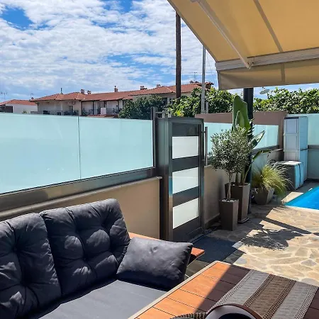 Sithoniars Luxury Two Floor Maisonette With Private Pool & Garden Dom wakacyjny