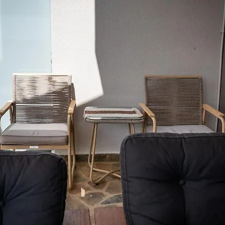 Hébergement de vacances Sithoniars Luxury Two Floor Maisonette With Private Pool & Garden *