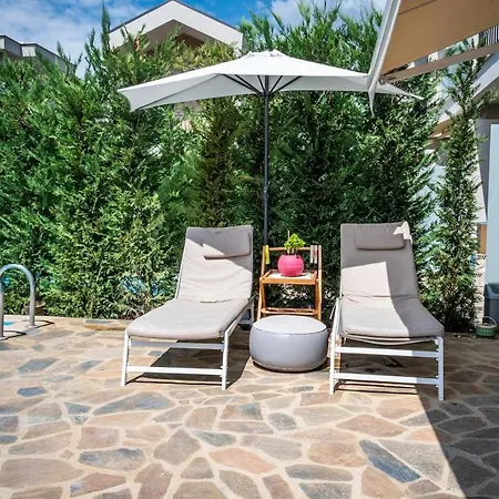 Sithoniars Luxury Two Floor Maisonette With Private Pool & Garden * Nikiti (Sithonia)