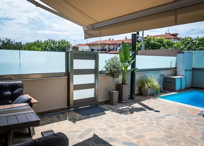 Sithoniars Luxury Two Floor Maisonette With Private Pool & Garden Dom wakacyjny *