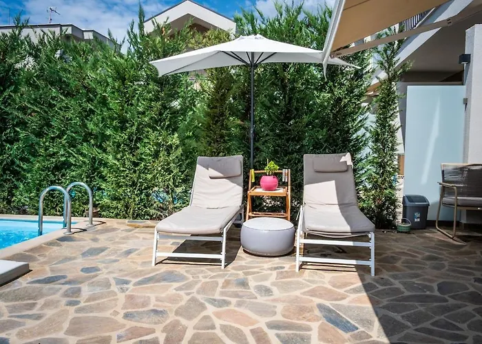 Sithoniars Luxury Two Floor Maisonette With Private Pool & Garden * Nikiti (Sithonia)